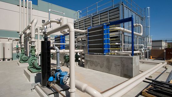 Cooling unit on top of building